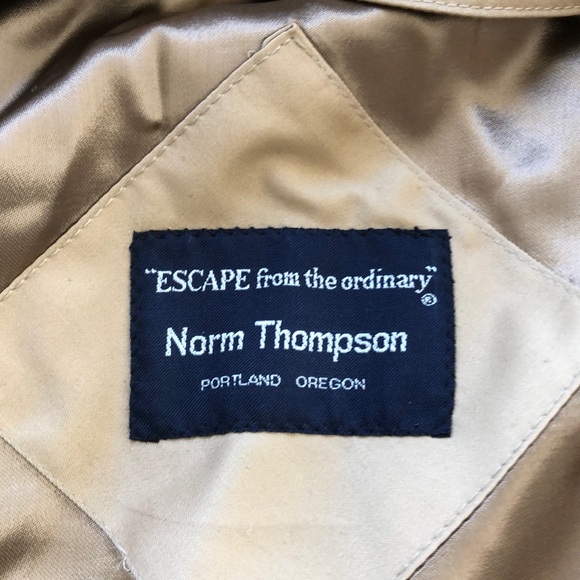 Norm Thompson Trench Coat - Picture 5 of 5